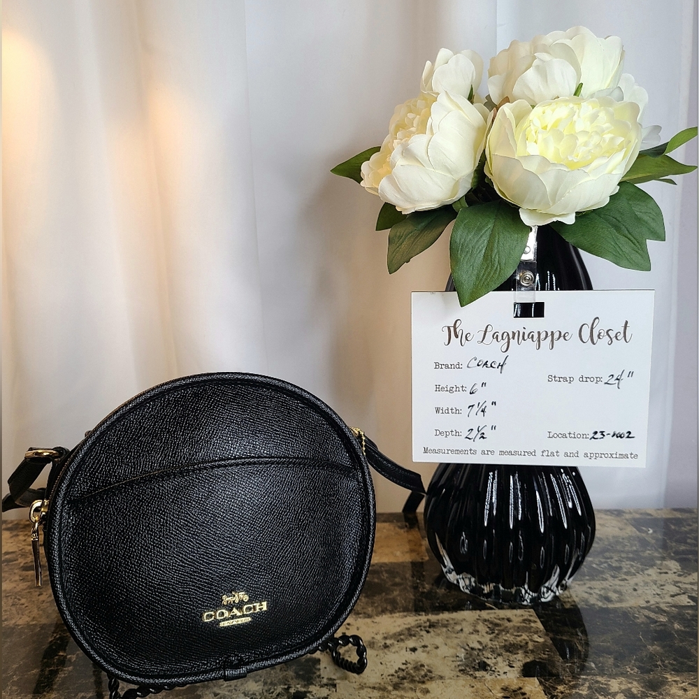 SOLD - AUTHENTICATED Coach Canteen Crossbody